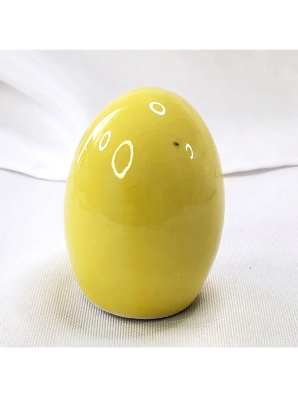 VTG Yellow Egg Ceramic Salt Shaker With Cork Stopper 2.25